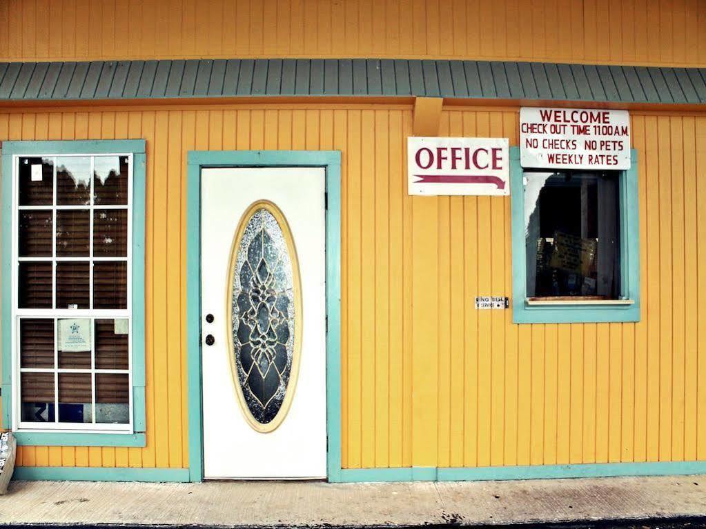 Travel Lackland Sea World Motel *
